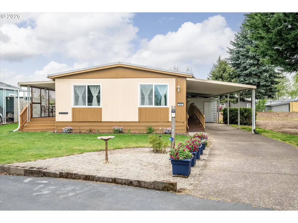 1400 Candlelight Dr #200, Eugene, OR 97402 - #1