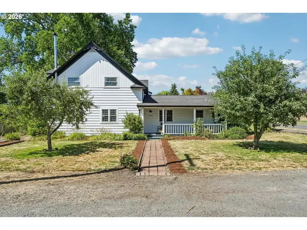 819 Sierra Vista Dr, Newberg, OR 97132