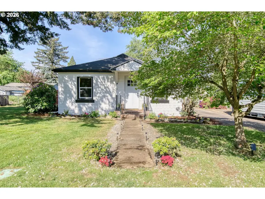 2611 SE 153rd Ave, Portland, OR 97236 - #2