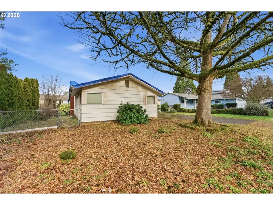 12333 SE Madison St, Portland, OR 97233 - Image #3