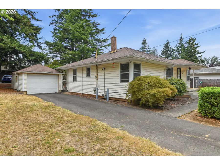 923 NE 155th Ave, Portland, OR 97230 - #3