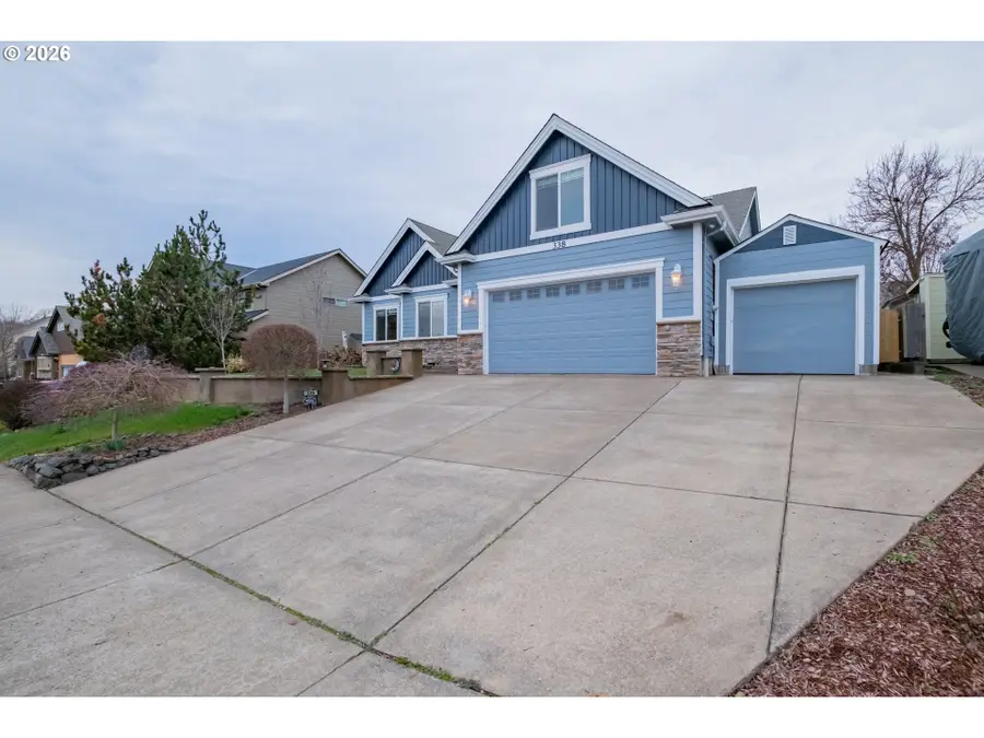 338 NW Foxglove St, Dallas, OR 97338 - #3