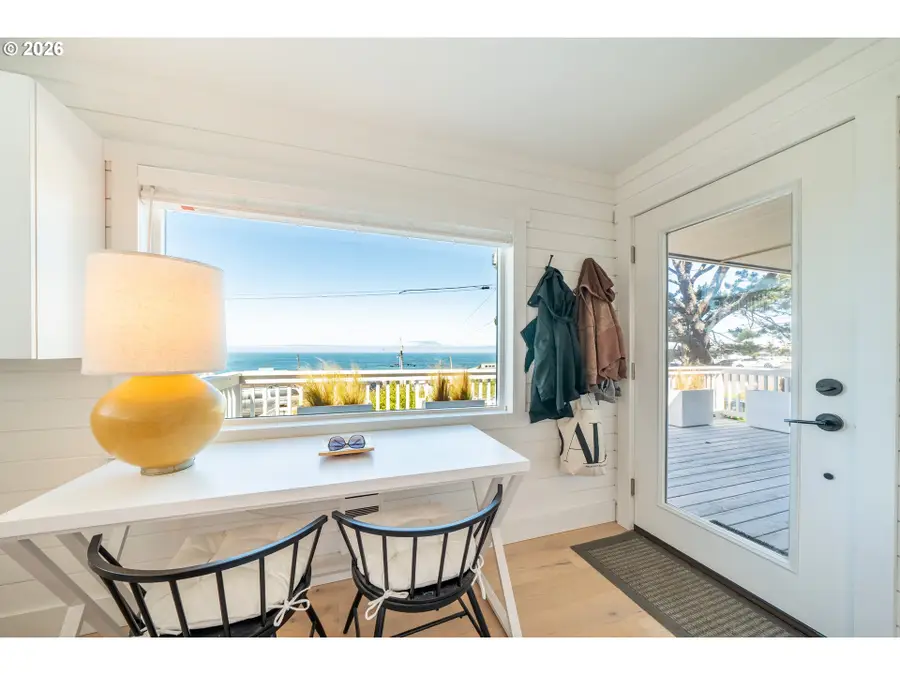 40 SE Conway Ave, Depoe Bay, OR 97341 - #3