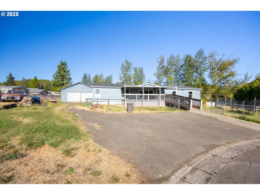 130 Walter Ct, Roseburg, OR 97471 - Image #3