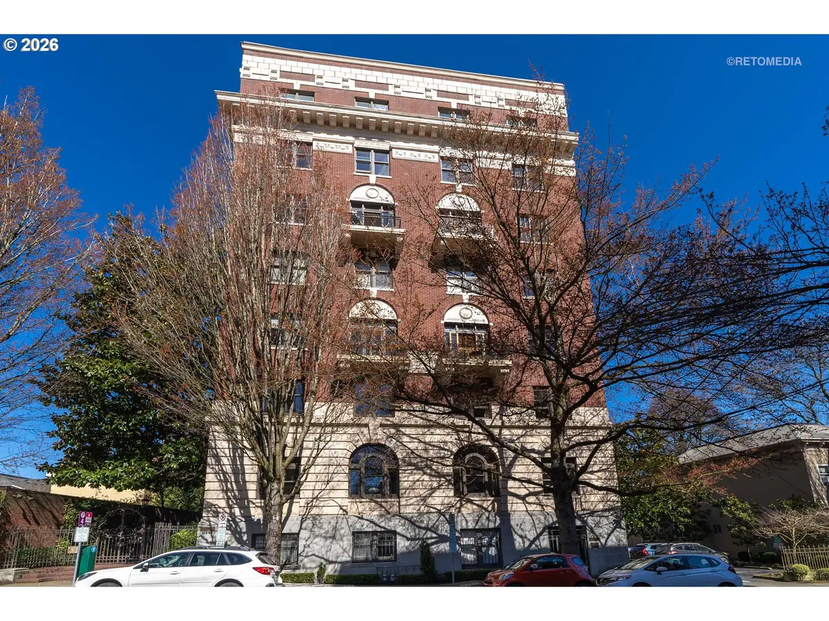 2141 NW Davis St #204, Portland, OR 97210 - #1