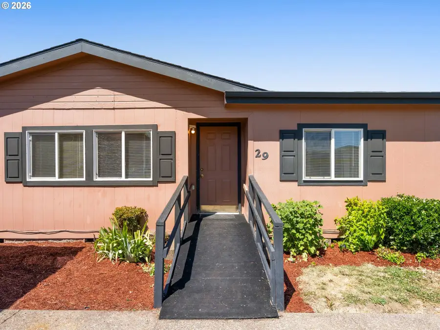 11105 Main St Ne #29, Donald, OR 97020 - #3