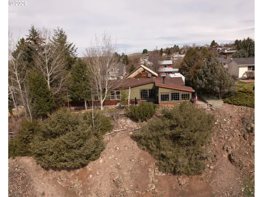 704 Residence St, Enterprise, OR 97828 - #2