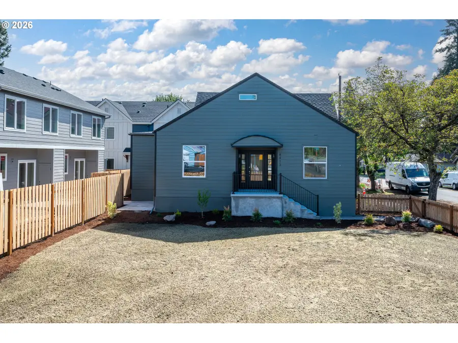 8413 NE Hassalo St, Portland, OR 97220 - #2