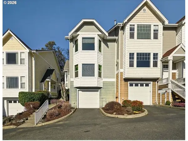 2906 S Proctor St, Tacoma, WA 98409