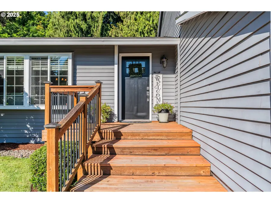 1101 Ryan Ct, West Linn, OR 97068 - Image #3