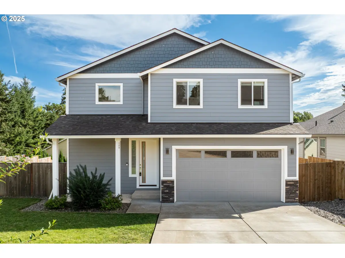 124 W 12th Way, La Center, WA 98629 - Image #1