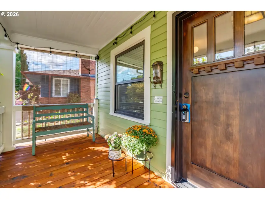 4063 SE Taylor St, Portland, OR 97214 - #3