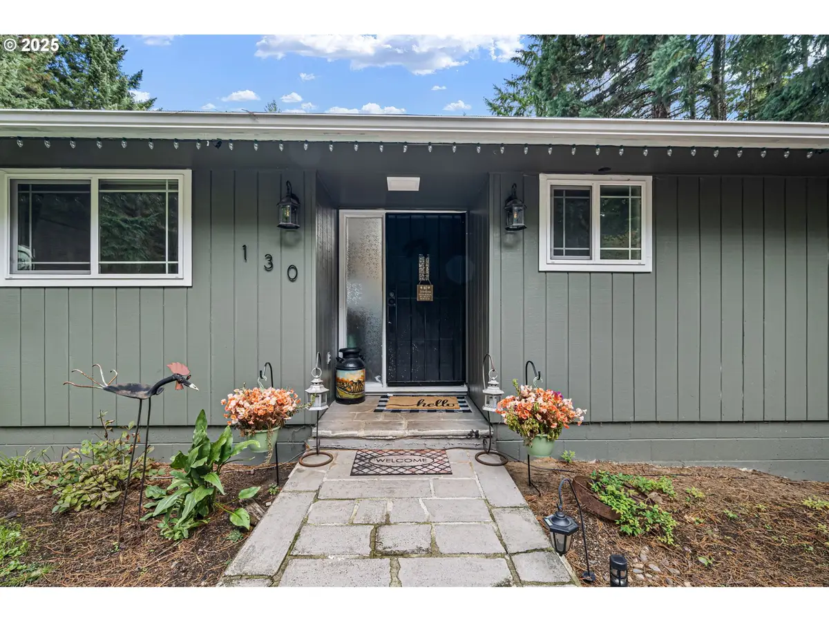 130 Tioga Ct, Cottage Grove, OR 97424 - Image #1