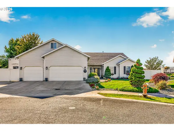 793 W Sandpiper Ave, Hermiston, OR 97838