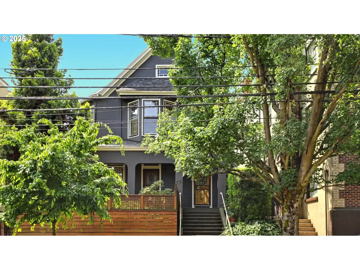 2176 NW Everett St #1, Portland, OR 97210 - Image #1