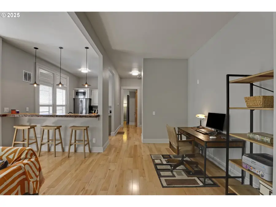 2176 NW Everett St #1, Portland, OR 97210 - Image #3