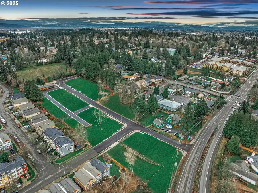 NW Mawrcrest Ave #31-34, Gresham, OR 97030 - Image #3