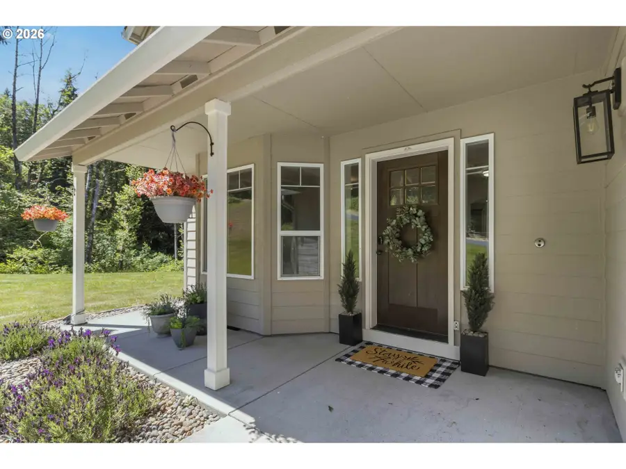 208 Salmonberry Ln, Longview, WA 98632 - #3