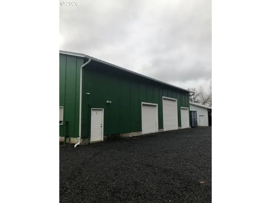 1441 W Main St, Molalla, OR 97038 - Image #2