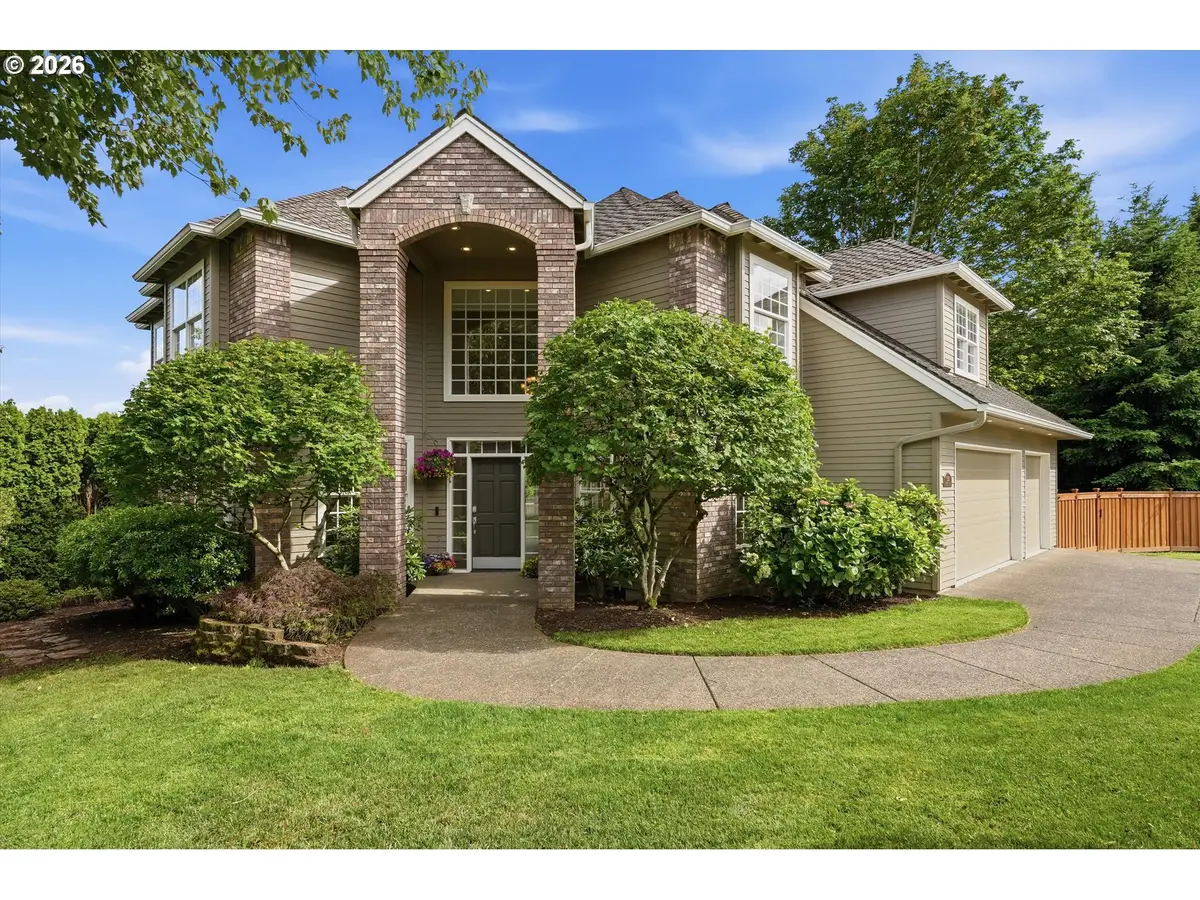 3390 Crescent Dr, West Linn, OR 97068 - #1