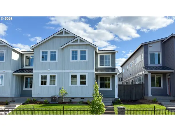 7334 SE Butternut Creek Pkwy, Hillsboro, OR 97123