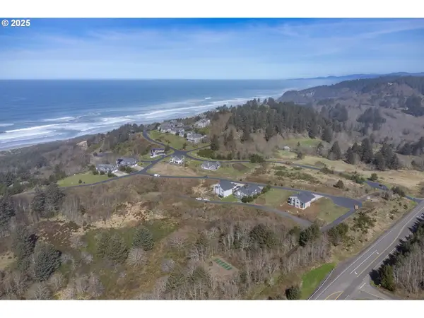 6465 Heron View Dr #600, Neskowin, OR 97149