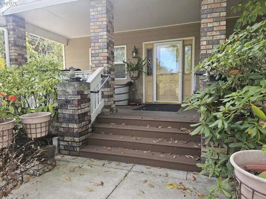 32697 S Meridian Rd, Woodburn, OR 97071 - #2