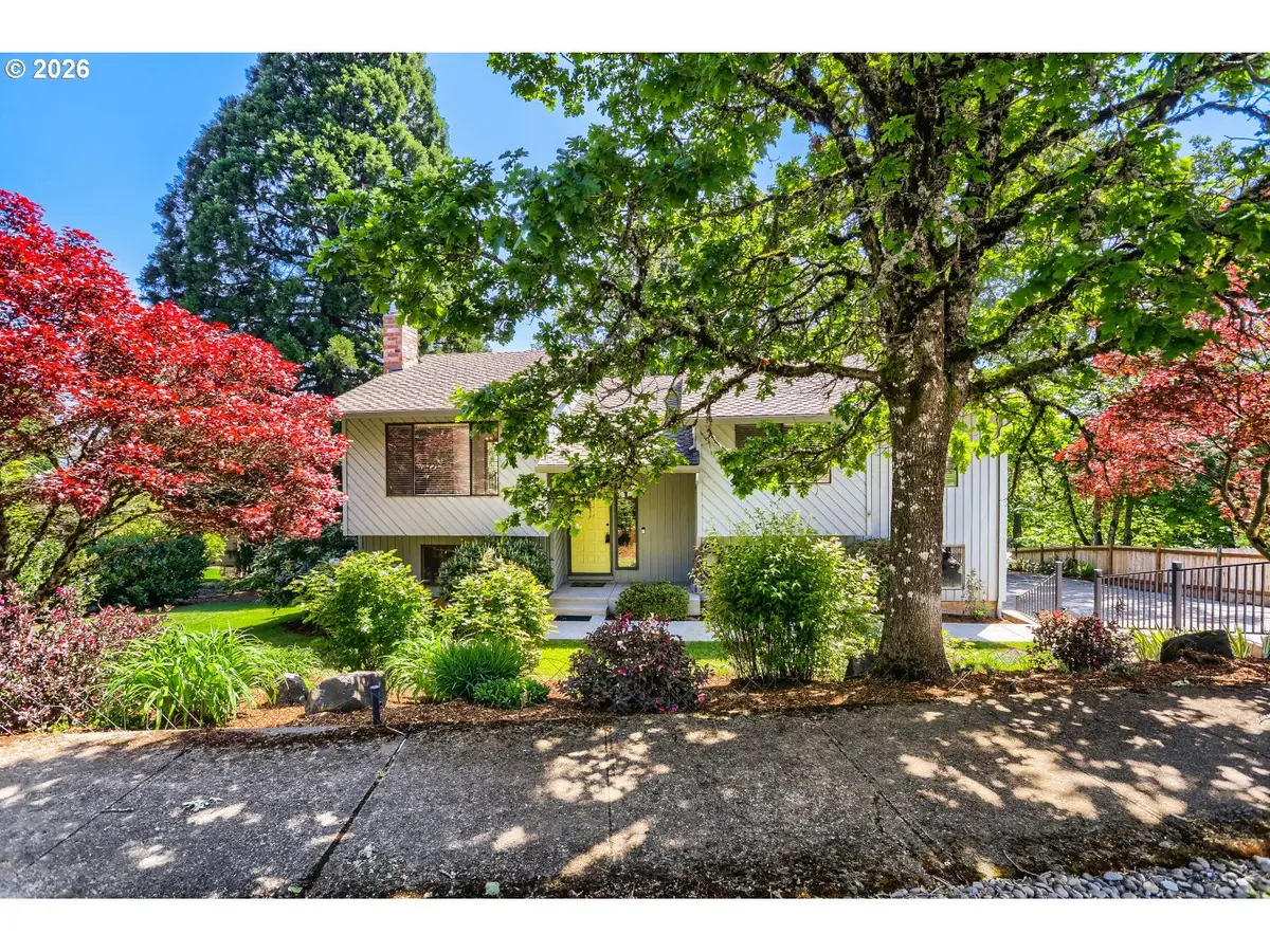 4291 Riverview Dr, West Linn, OR 97068 - #1