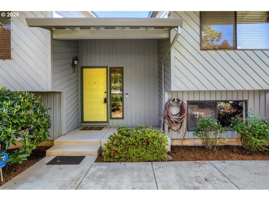 4291 Riverview Dr, West Linn, OR 97068 - #3