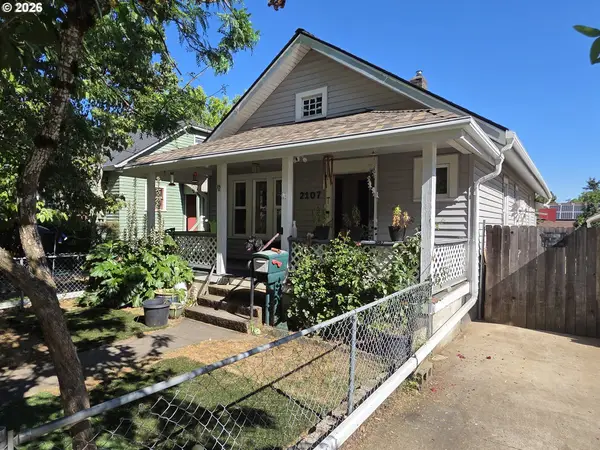 2107 N Terry St, Portland, OR 97217