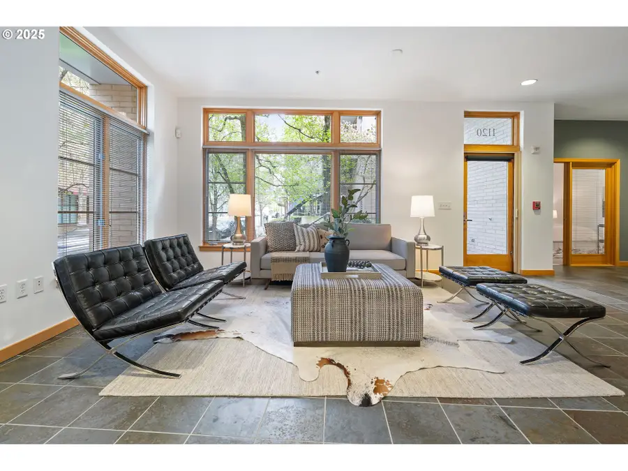1120 NW Northrup St #102, Portland, OR 97209 - #3