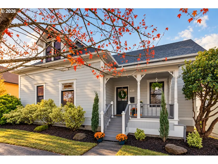 810 Jq Adams St, Oregon City, OR 97045 - #2