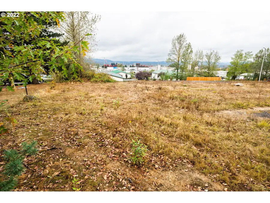 2075 NE 240th Ave, Wood Village, OR 97060 - Image #2