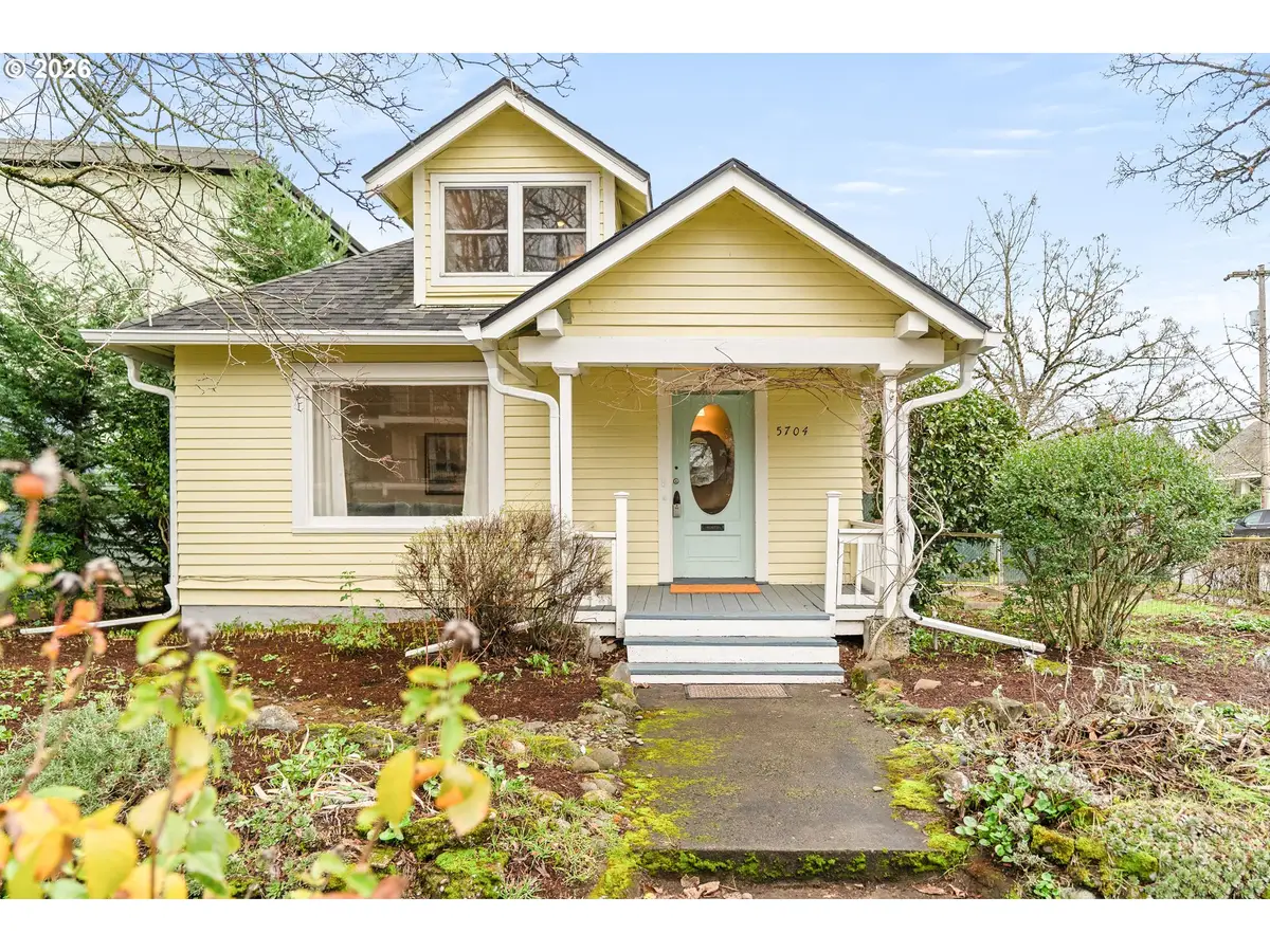 5704 N Greeley Ave, Portland, OR 97217 - Image #1