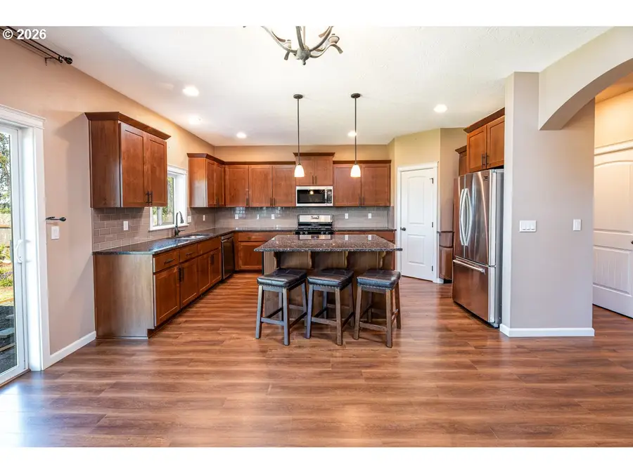 2000 NE Summit Dr, Albany, OR 97321 - #2