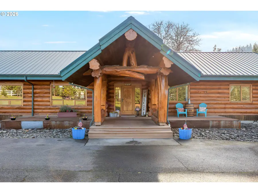 125 Kestrel Ln, Roseburg, OR 97471 - Image #2