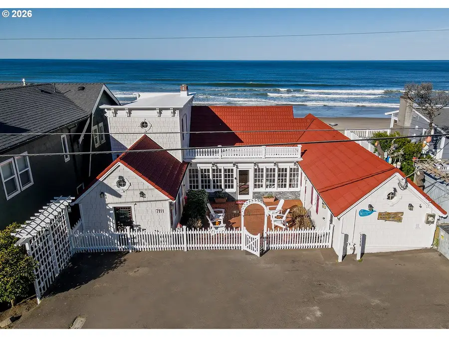 7111 NW Logan Rd, Lincoln City, OR 97367 - #2