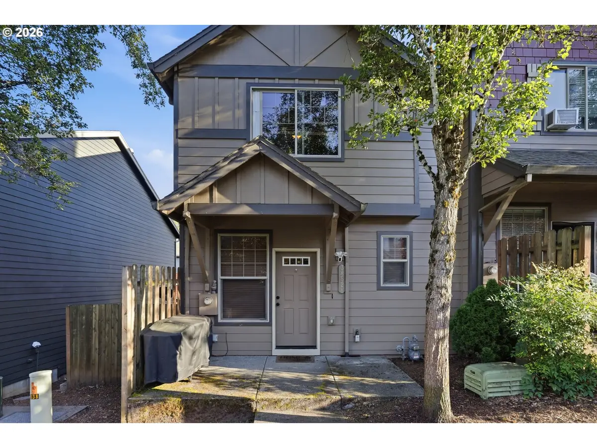 38528 Galway St, Sandy, OR 97055 - #1