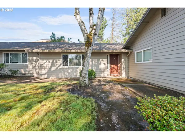 11255 SW Springwood Dr, Portland, OR 97223