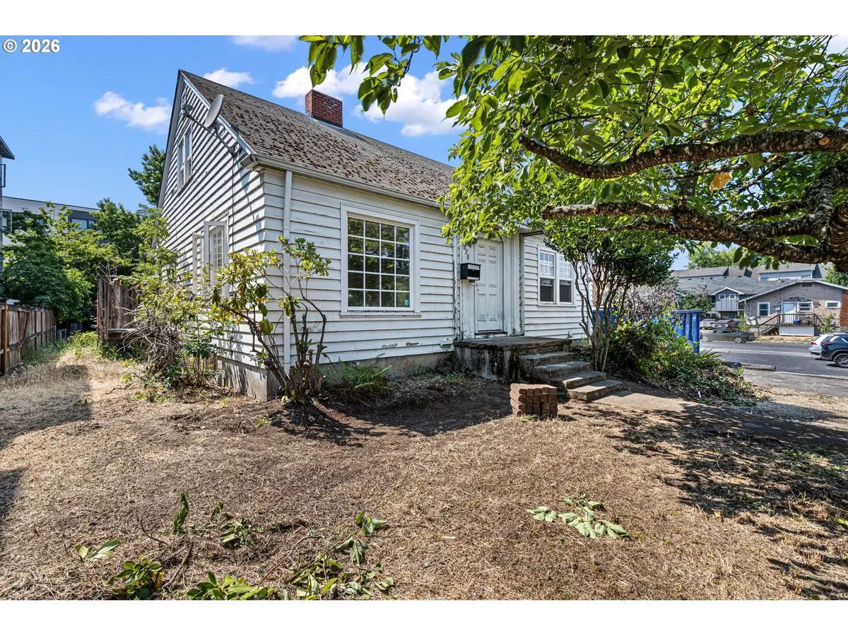 1828 Hilyard St, Eugene, OR 97401 - #1