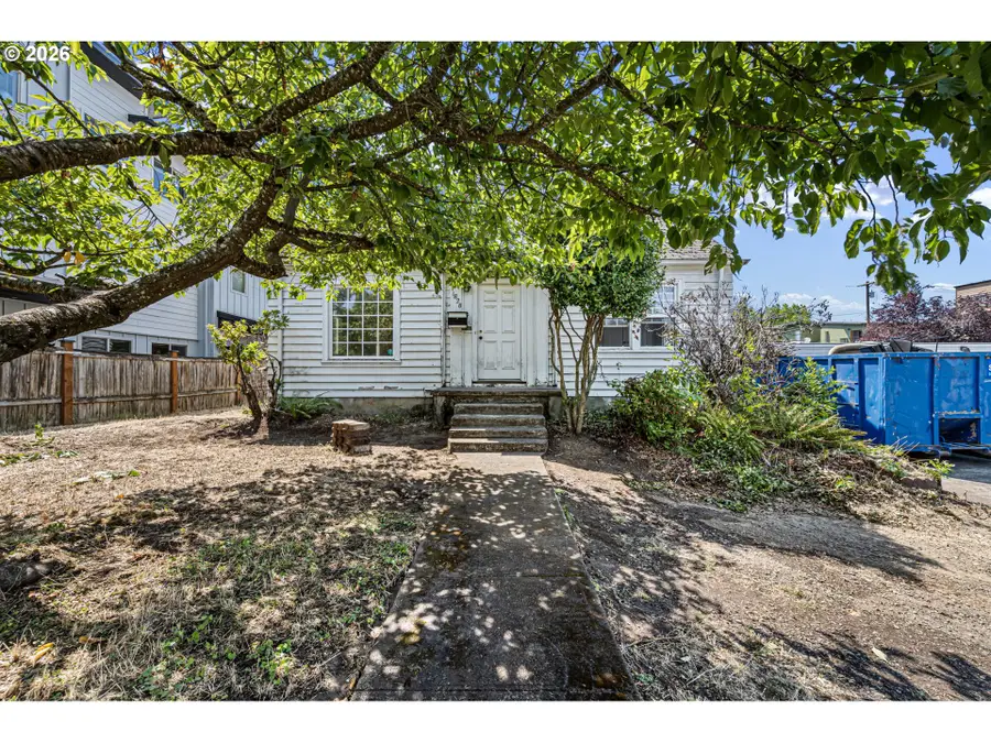 1828 Hilyard St, Eugene, OR 97401 - #2