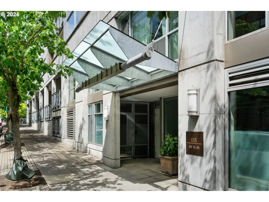 1125 NW 9th Ave #302, Portland, OR 97209 - #2