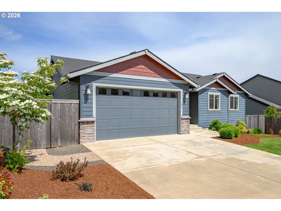 184 NW Brookside St, McMinnville, OR 97128 - #2
