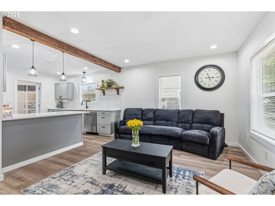 2828 Fir St, Longview, WA 98632 - #3