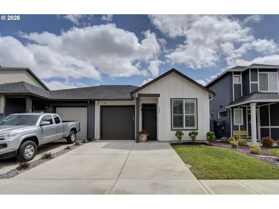 1949 NW 19th Ct, Battle Ground, WA 98604 - #3