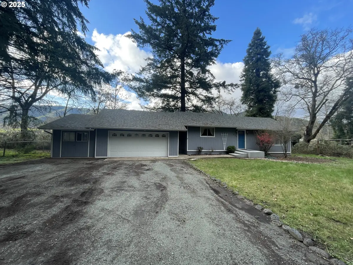 639 N Old Pacific Hwy, Tri City, OR 97457 - #1
