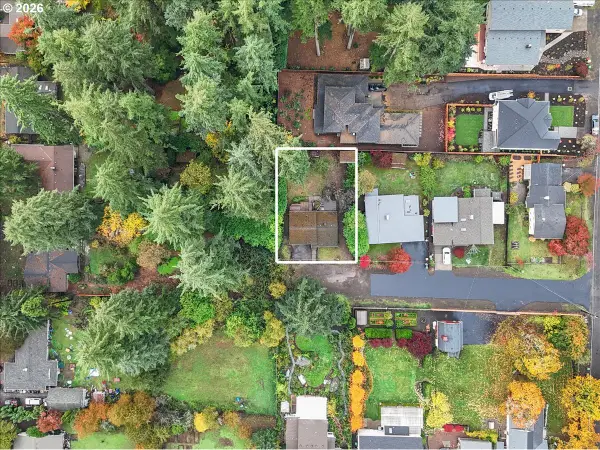 5822 Rockwood Ct, LakeOswego, OR 97035