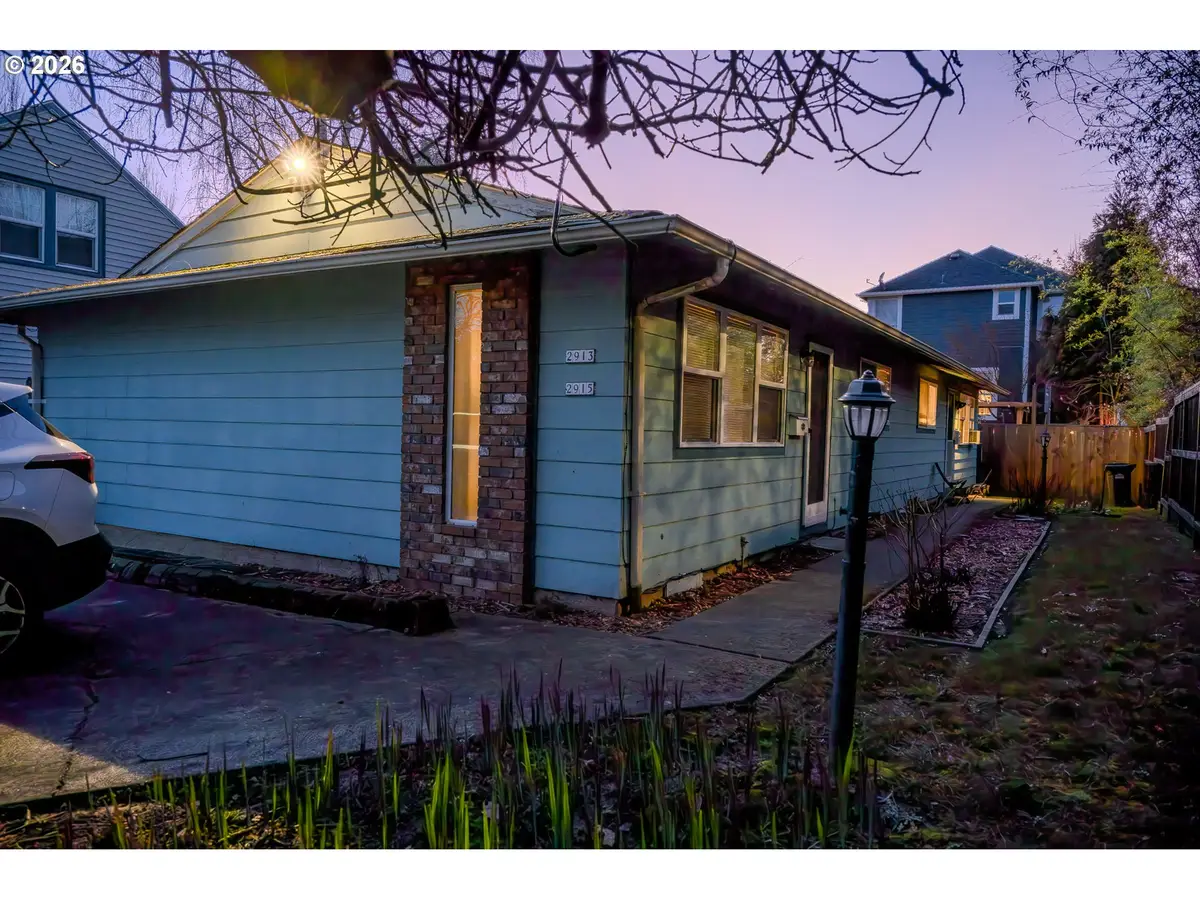 2913/2915 SE 19th Ave, Portland, OR 97202 - Image #1