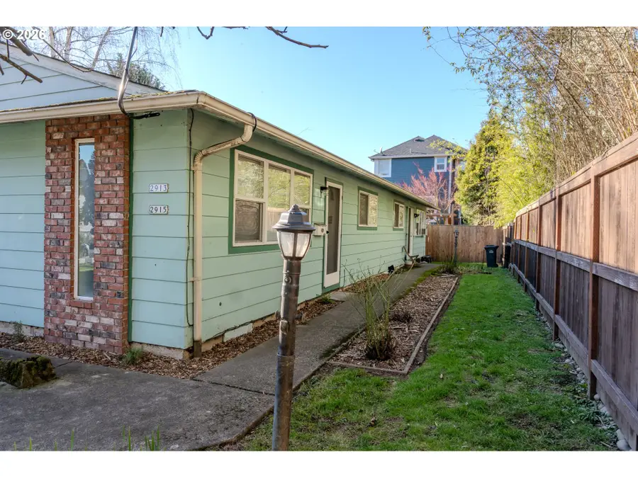 2913/2915 SE 19th Ave, Portland, OR 97202 - Image #3