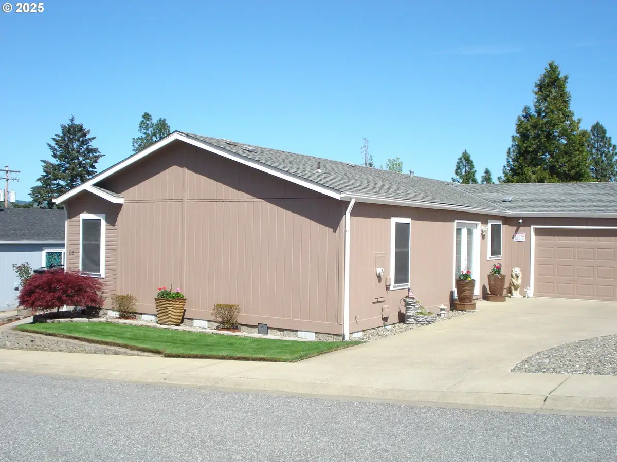 118 Samantha Way, Canyonville, OR 97417 - Image #1
